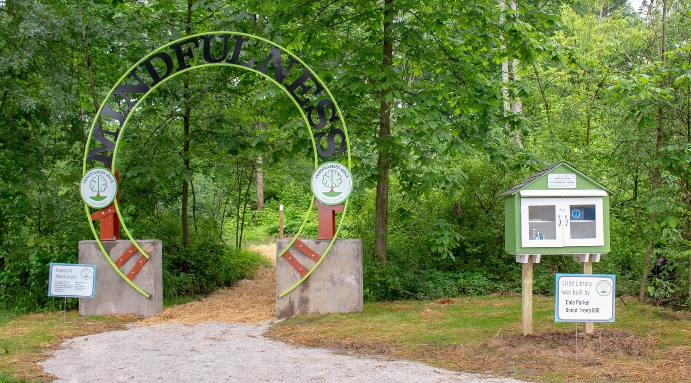 Entrance to the Mindfulness Walk at Petros Lake Park